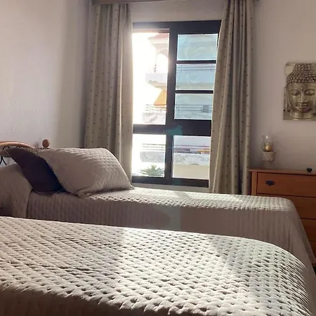 Sun&relax Apto 2dormitorios 6-7pwifi&piscina Puerto de Santiago (Tenerife)